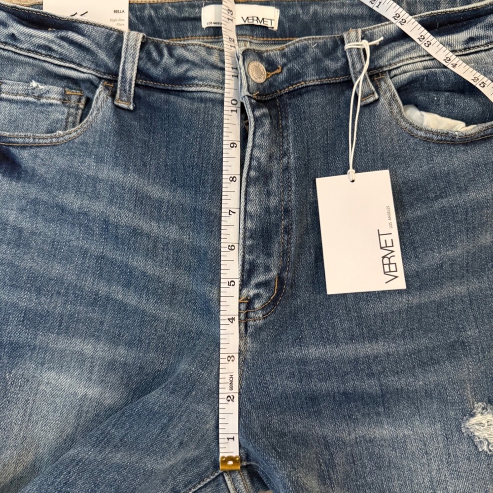 Vervet Bella High Rise Flare Jeans Distressed Medium Wash Blue V2813 Size 32 NEW - Picture 7 of 8